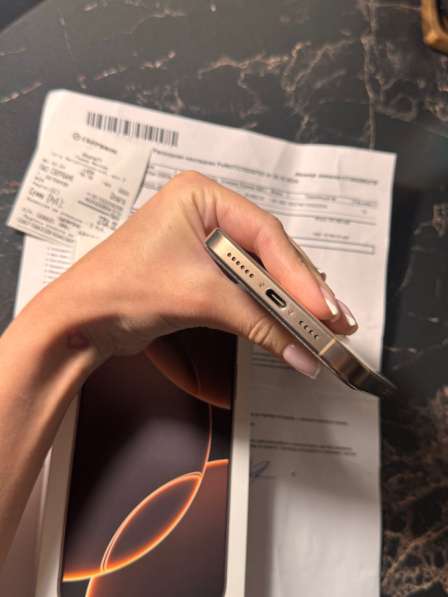 Iphone 16 pro max desert titanium в Москве фото 4