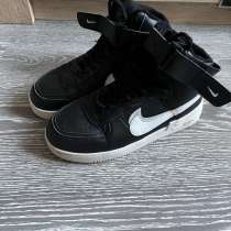 Теплые кроссовки, в Анапе