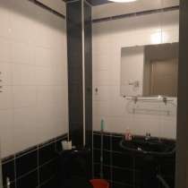 Сдается однокомнатная квартира по адресу 4 мкр, 15, в Нижневартовске