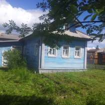 Дом в Емецке, в Архангельске