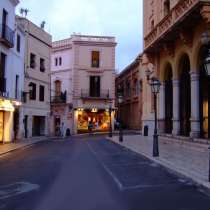 Старинное здание в городе Ситжес, в Санкт-Петербурге