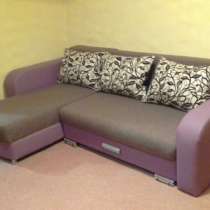 Угловой диван с лево и так же на право меняется, в Красноярске