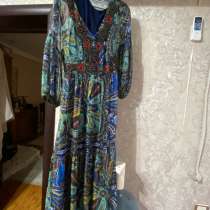 Платье шифон, очень красивое, одета два раза, в Москве