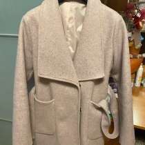 Пальто, в Москве