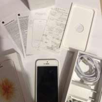 IPhone SE 16GB Gold, в Тюмени