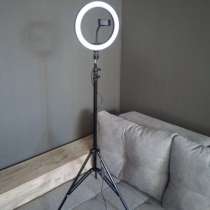Кольцевая лампа 26 см со штативом 2 метра, в Тюмени