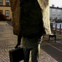 скульптура"Безликий чиновник&quot, в Краснодаре