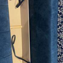 Продаёте диван, в Омске