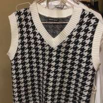 Трикотажный жилет, в Санкт-Петербурге