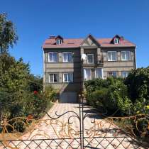 Продается двухэтажный дом 360 кв. м, с видом на море, в Саках