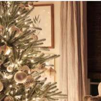 Ёлки искусственные, в Москве