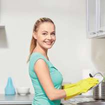 Уборщица - посудомойщица, в Москве