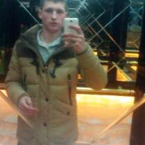 Кирилл, 22 года, хочет пообщаться, в Москве
