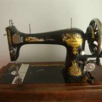 Продам раритетную швейную машинку Singer, в Красноярске