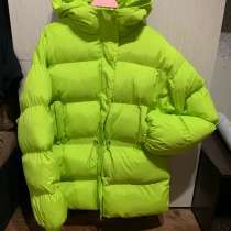 Продам пуховик. Очень теплый!, в Челябинске