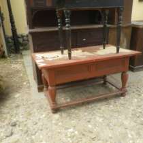 Старинный столик, в Москве