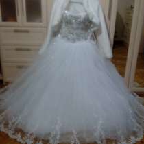 свадебное платье 44-46, в Москве