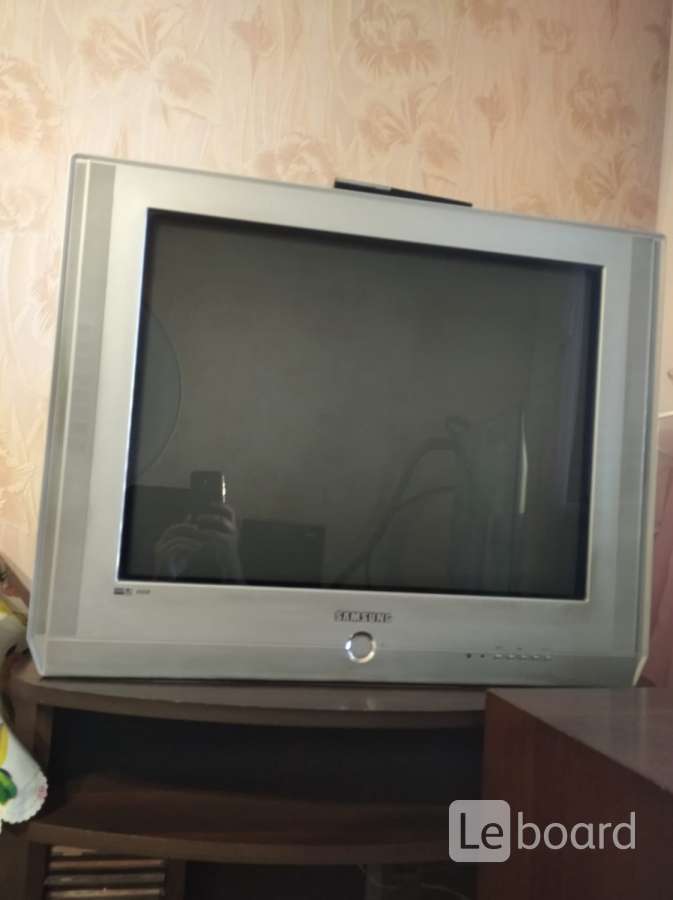 Куплю телевизор в луганске. Телевизор самсунг CS-29m20ssq. Телевизор б/у. Телевизор самсунг большой диагональю. ТВ Ролсен 29 дюймов.